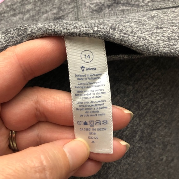 Reversible Ivivva by Lululemon girls crop legging - Picture 12 of 13